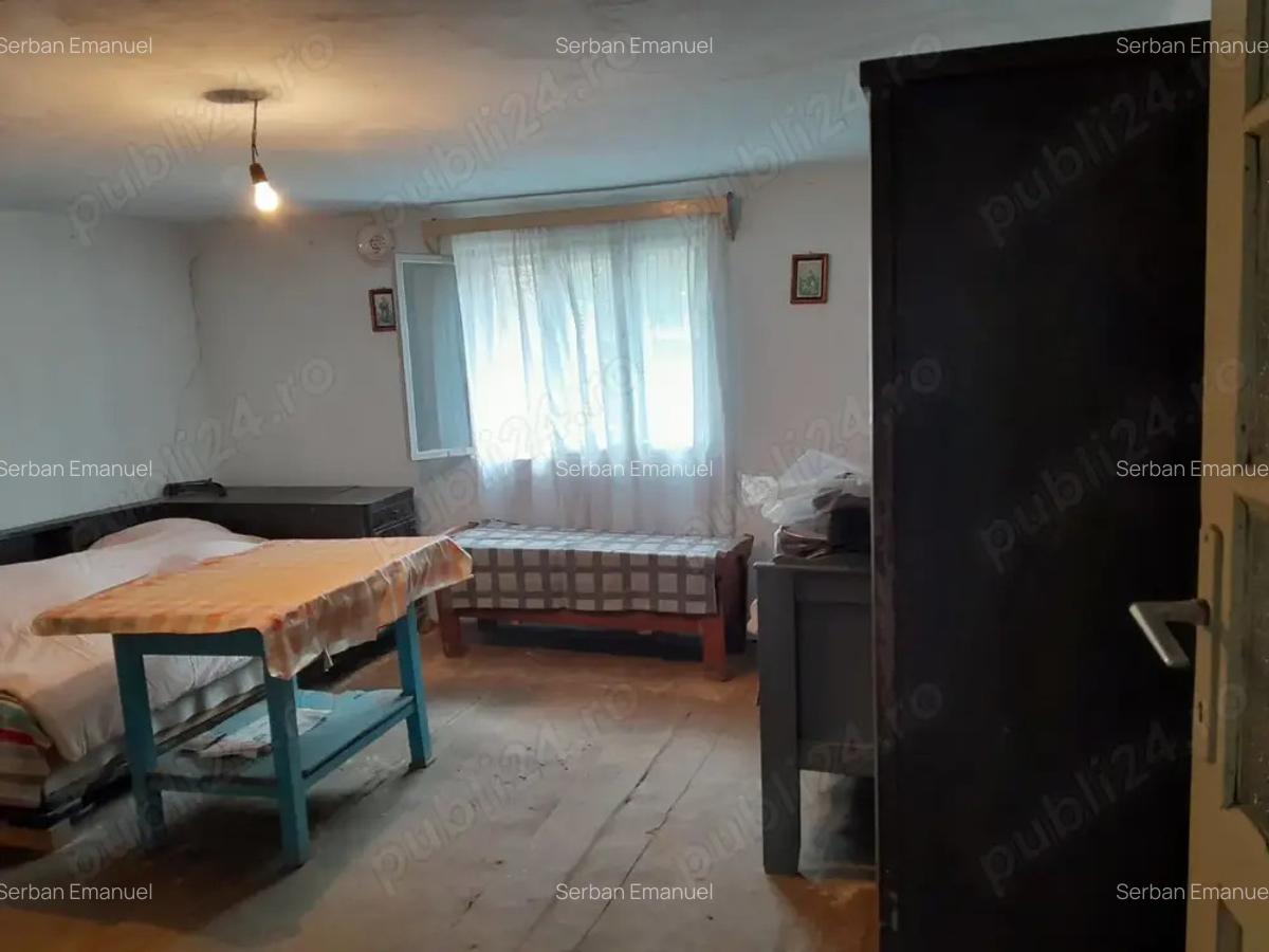 Casa de vanzare - 5 Casa de vanzare - 5