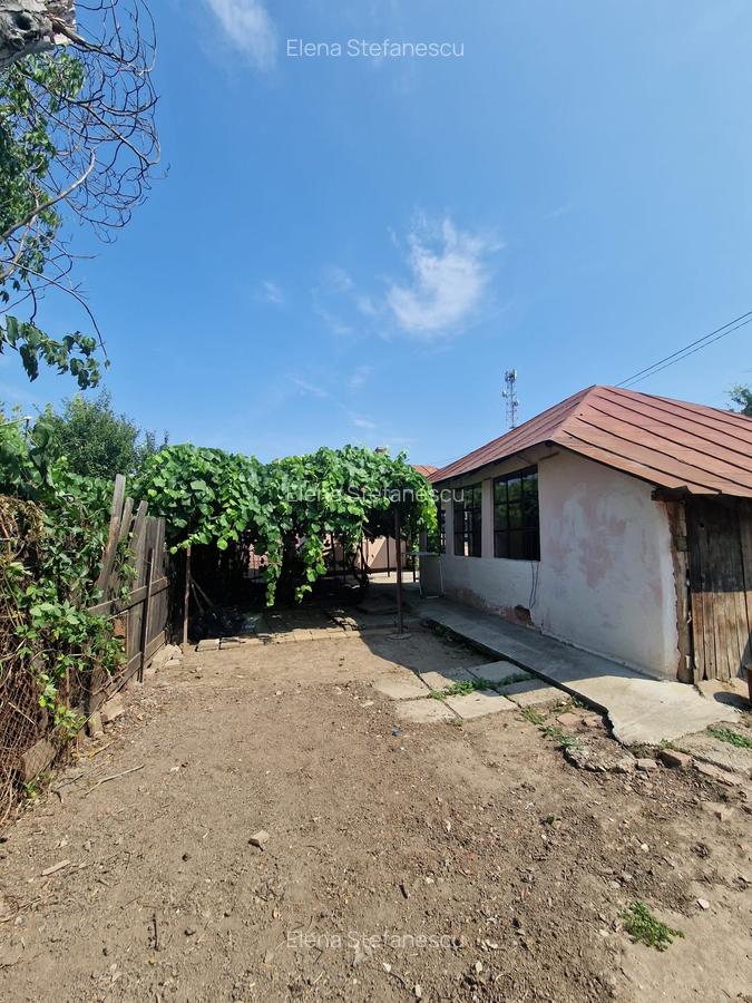 Branesti - Casa - singur curte - teren 720 mp - casa 97 mp - deschidere 13 mp - 14