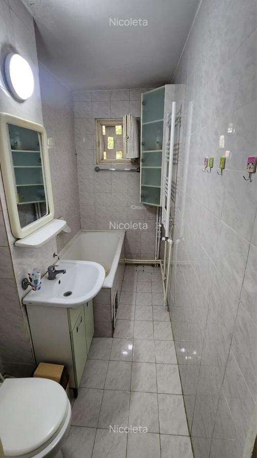 Apartament 3 camere, zona Tic Tac etaj 3/4  87.000 € - 6