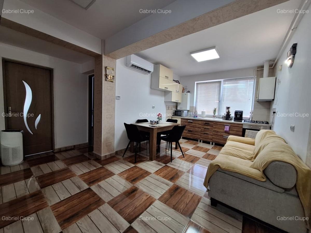 Apartament cu 3 camere, 53 mp, zona LIDL - 1