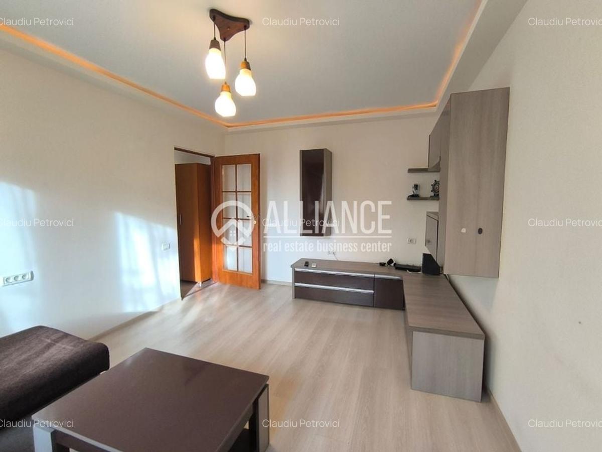 CENTRU COLONADELOR(cod03) - 2 Camere luminoase ! - 1