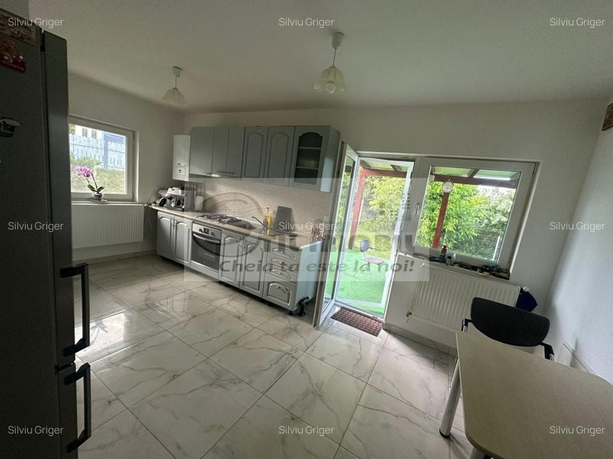 Casă individuală de vânzare - Bucium - 210.000 euro - 3