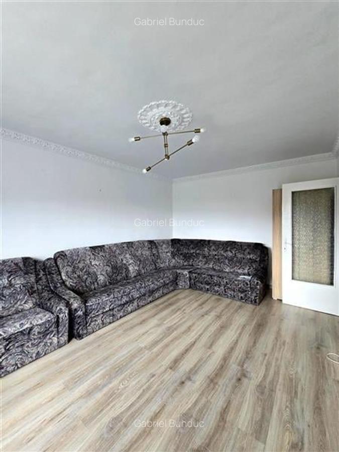 Apartament cu 3 camere decomandat în Gării - 3