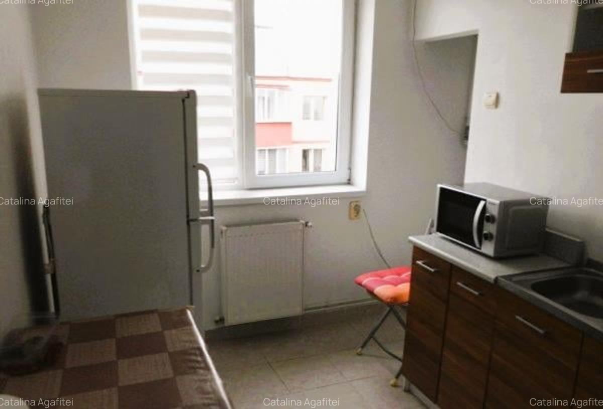 Apartament cu 2 camere semidecomandat, mobilat în Centrul Civic - 10