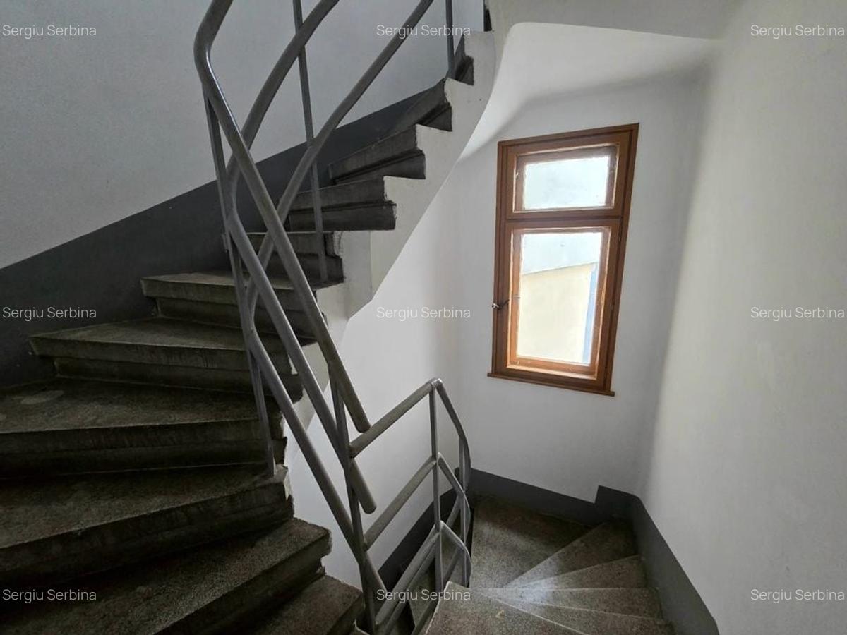 Apartament 5 camere de vanzare Piata Romana 145 mp - 18