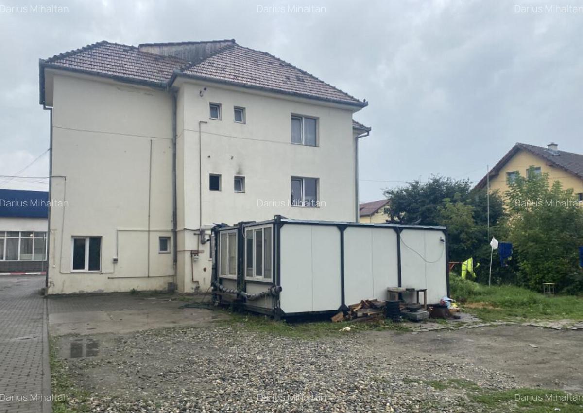 Casa cu 9 camere fiecare cu baie proprie - 7
