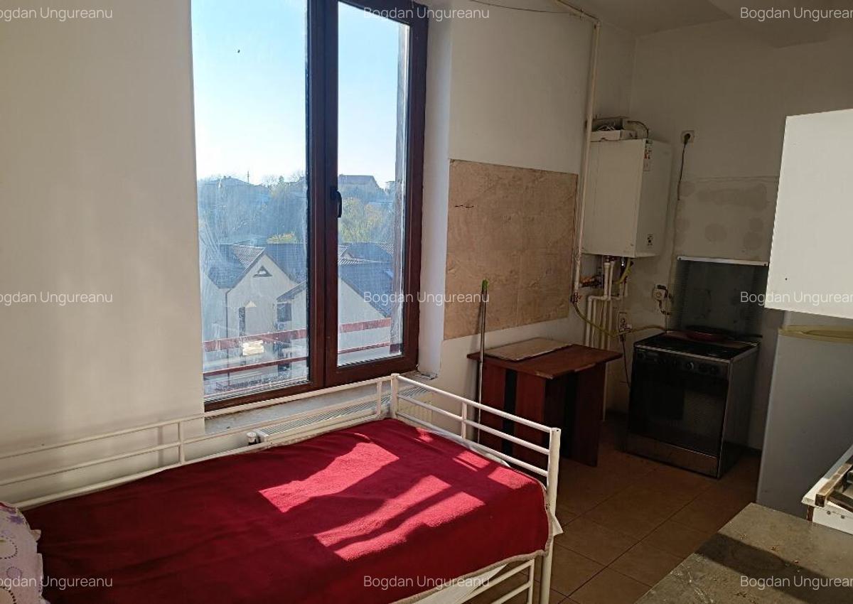 Garsoniera 40 mp utili + Terasa 48.5 mp - Zona Sfinti - 3