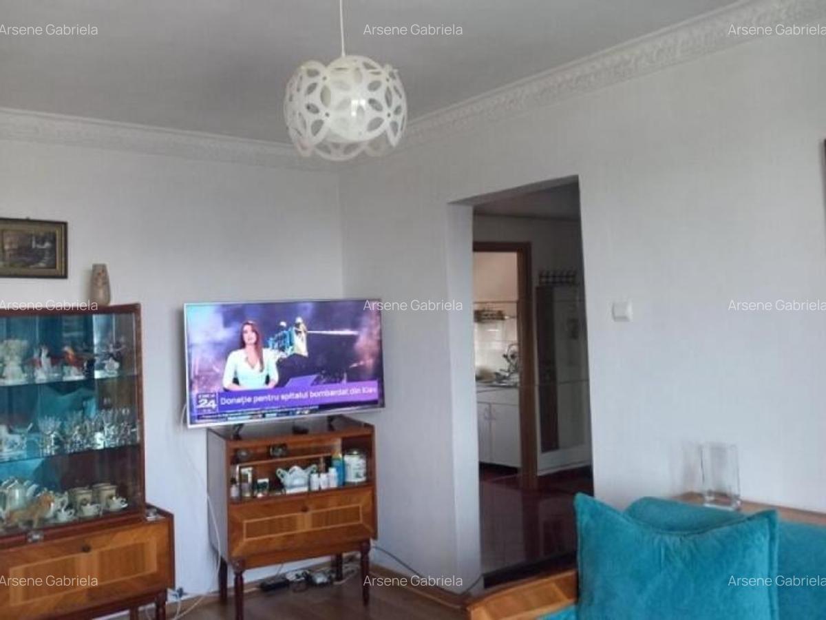 De vanzare apartament 3 camere/ Obor - 4