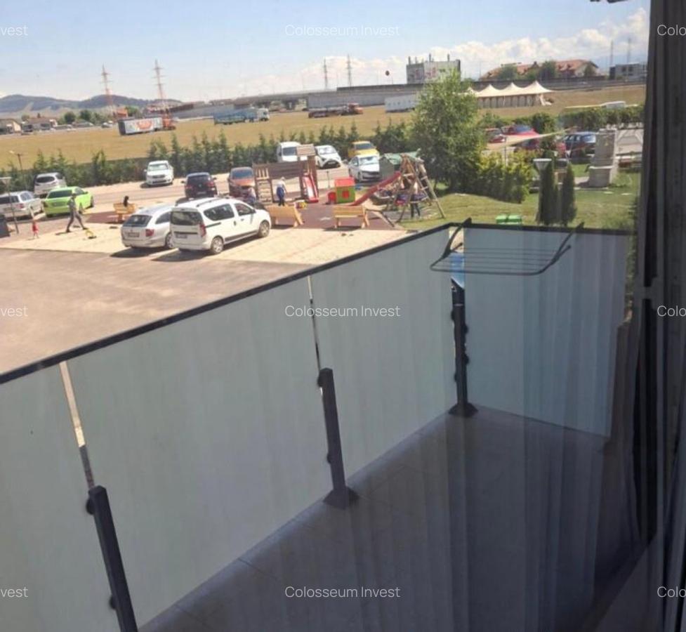 Apartament de 2 camere, tip studio - zona Tractorul - 8