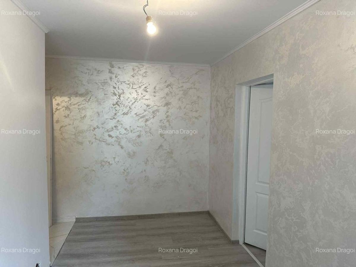 Apartament cu 3 camere decomandat în Trafic Greu - 7
