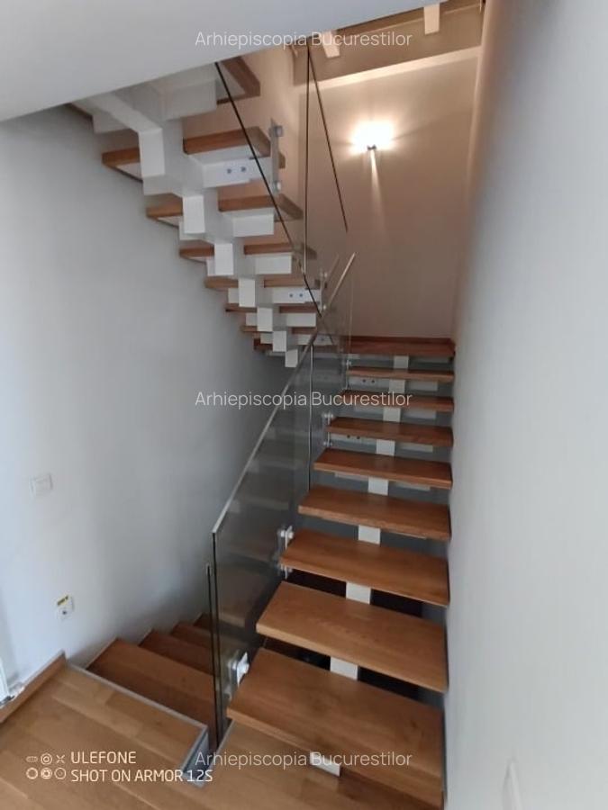 Spatiu comercial - 4