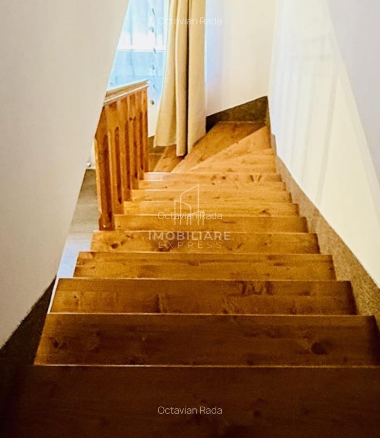 Casa 150 mp in  centru - piata Mihai Viteazul - 16