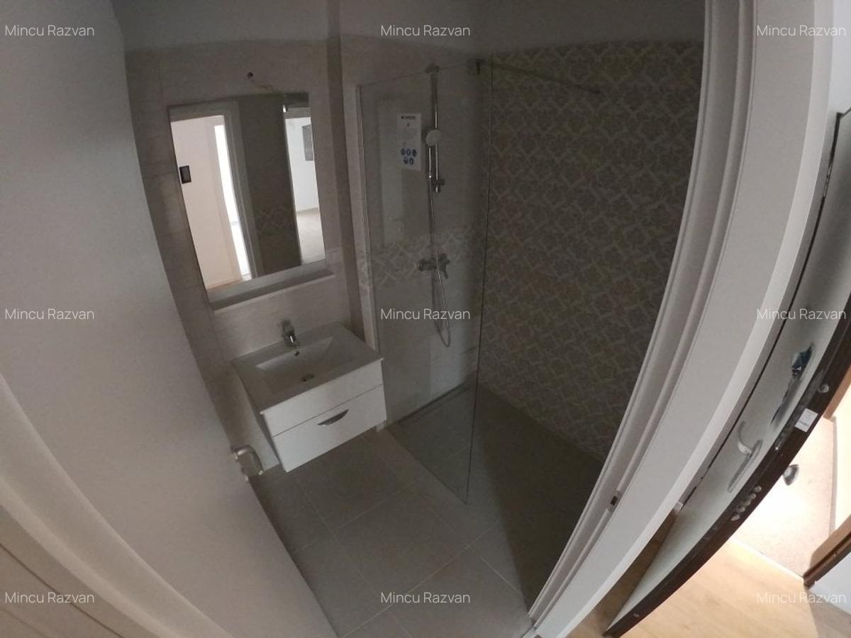 Apartament cu 3 camere decomandat în Băneasa - 14