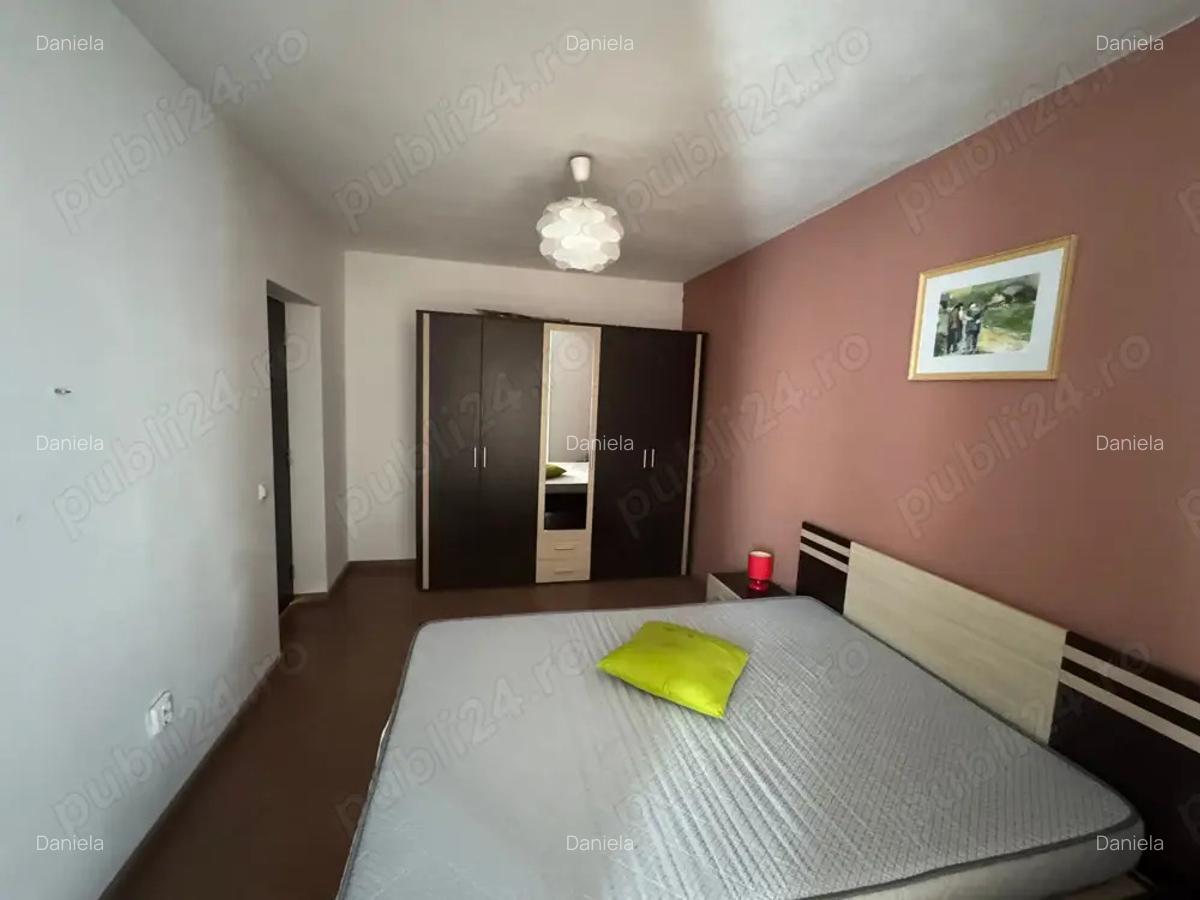 Apartament 3 camere de inchiriat Centrul Civic Brasov - 2