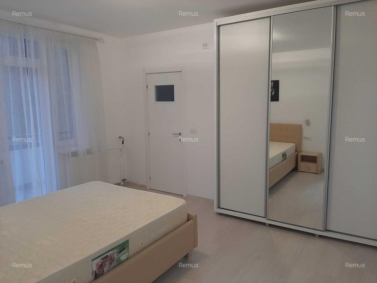 PIATA  ROMANA - 1 minut Metrou /  Magheru  - Apartament 2 camere MODERN - 2