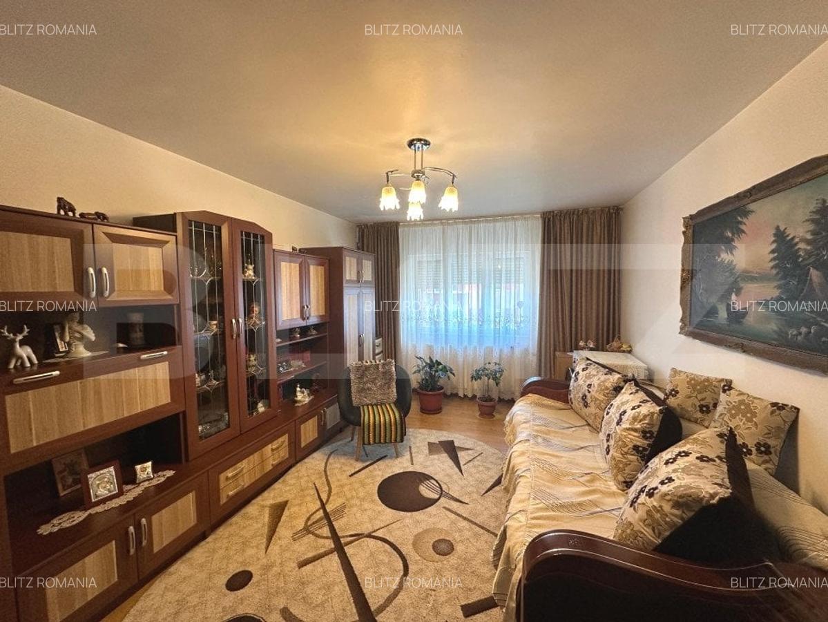 Apartament cu 2 camere, 50 mp, zona Cetate - 9