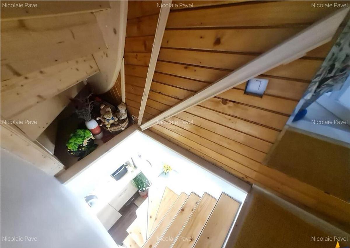 Casa, pe locatie centrala, imbinare apreciabila intre tradit - 10