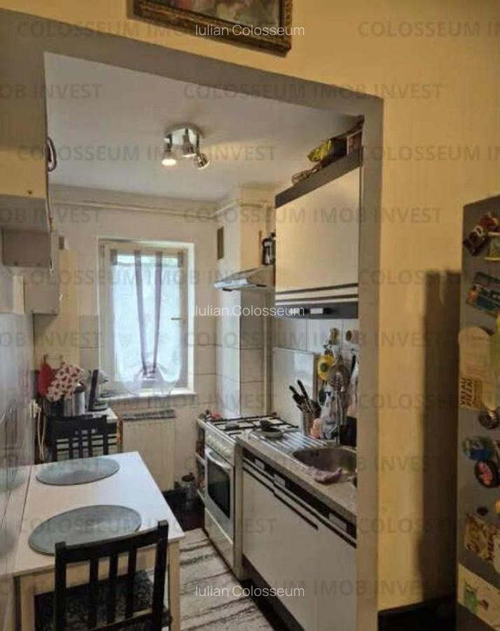 Apartament 2 camere, semidecomandat - zona 13 Decembrie - 5