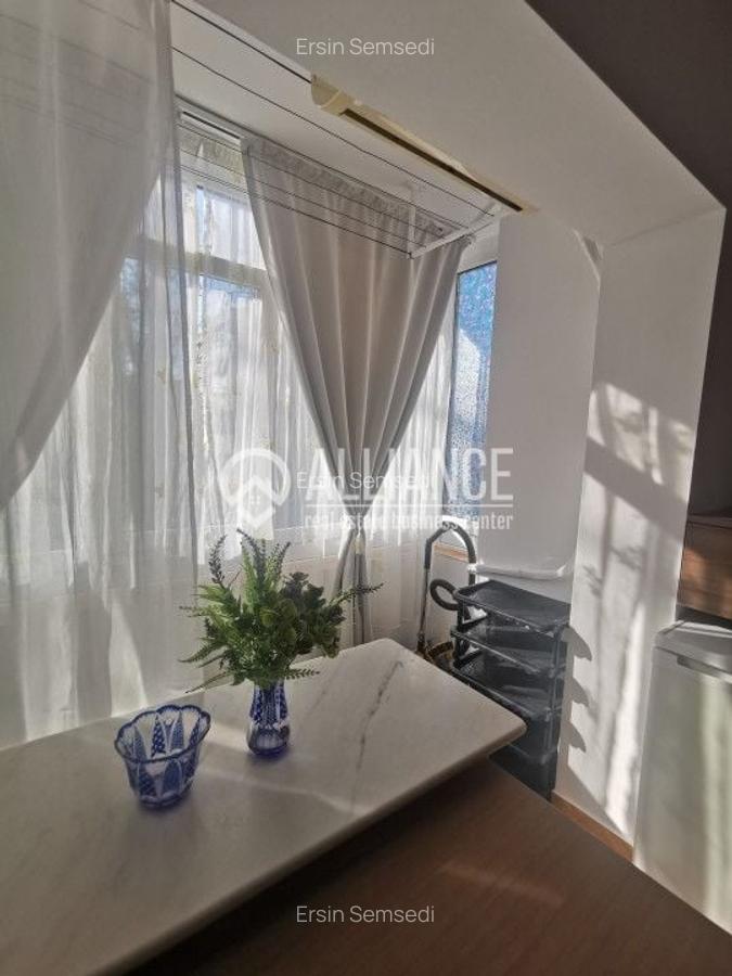 Zona Trocadero garsoniera mobilata termen lung - 7