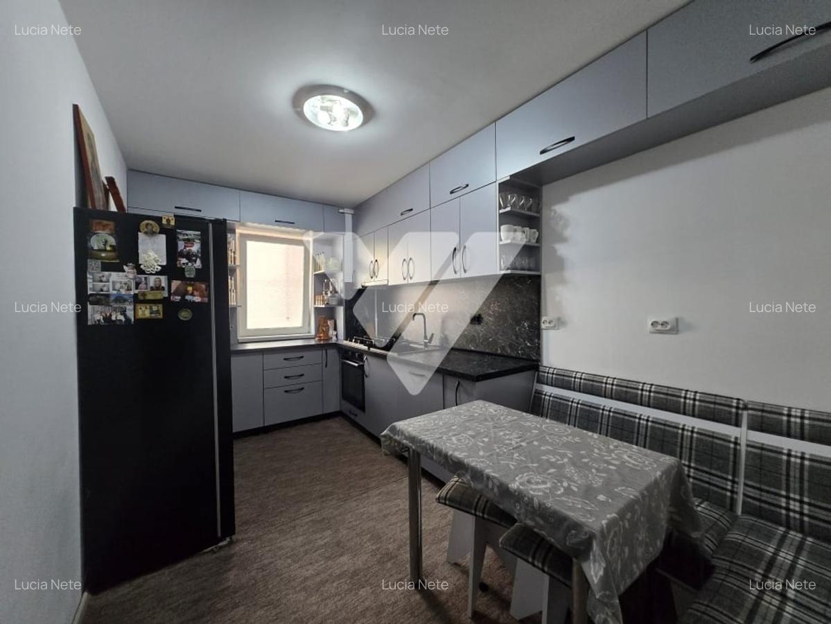 Apartament 3 camere mobilat 53 mp etaj 3 lift zona Turnisor Sibiu - 2