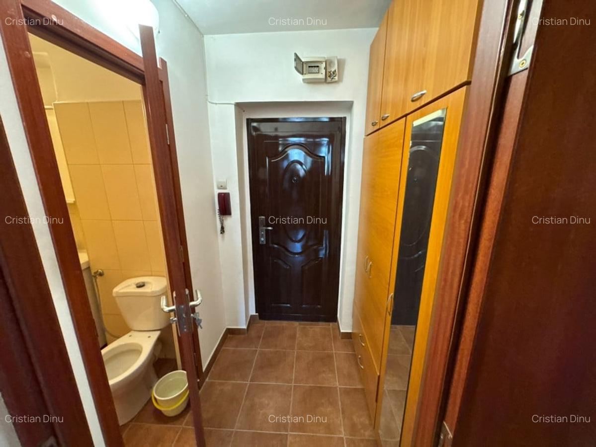 Costin Georgian - Garsoniera - Metrou - Zona linistita - 6