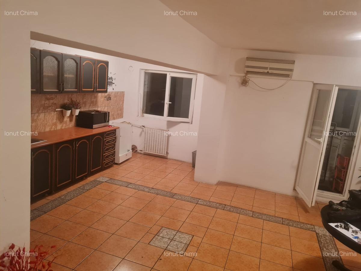 Dristor Ramnicu Valcea , apartament nemobilat - 2