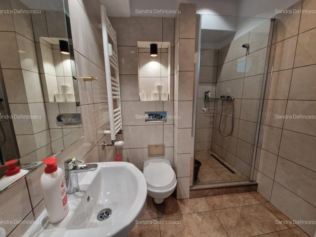 Apartament cu 3 camere decomandat în Unirii - 9