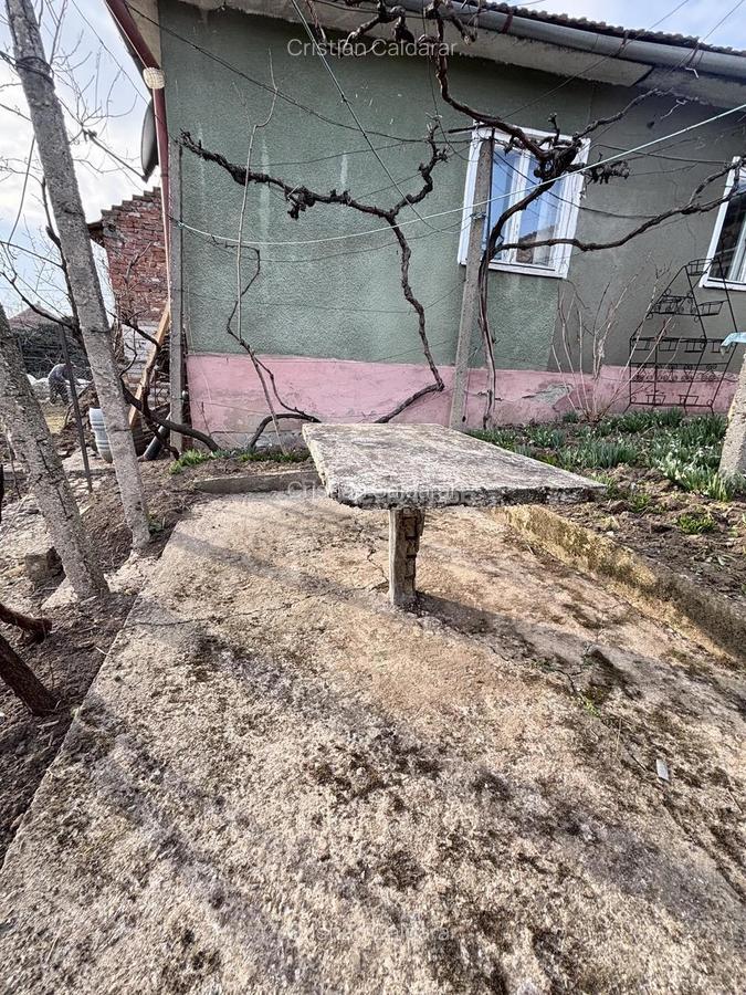 Casa singur in curte - intrare auto - 78 mp util - teren aferent 320 m mp - 6