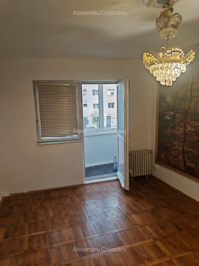 Apartament de vanzare - 2