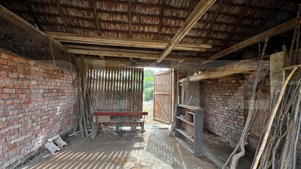 Casa cu 3 camere, 1810 mp teren, Benic - comuna Galda - 12