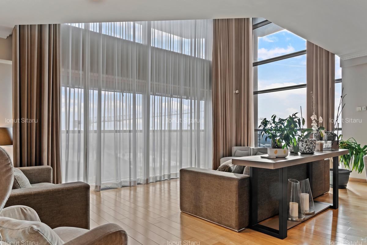 Penthouse cu 5 camere de vanzare // UpGround Residence - 1