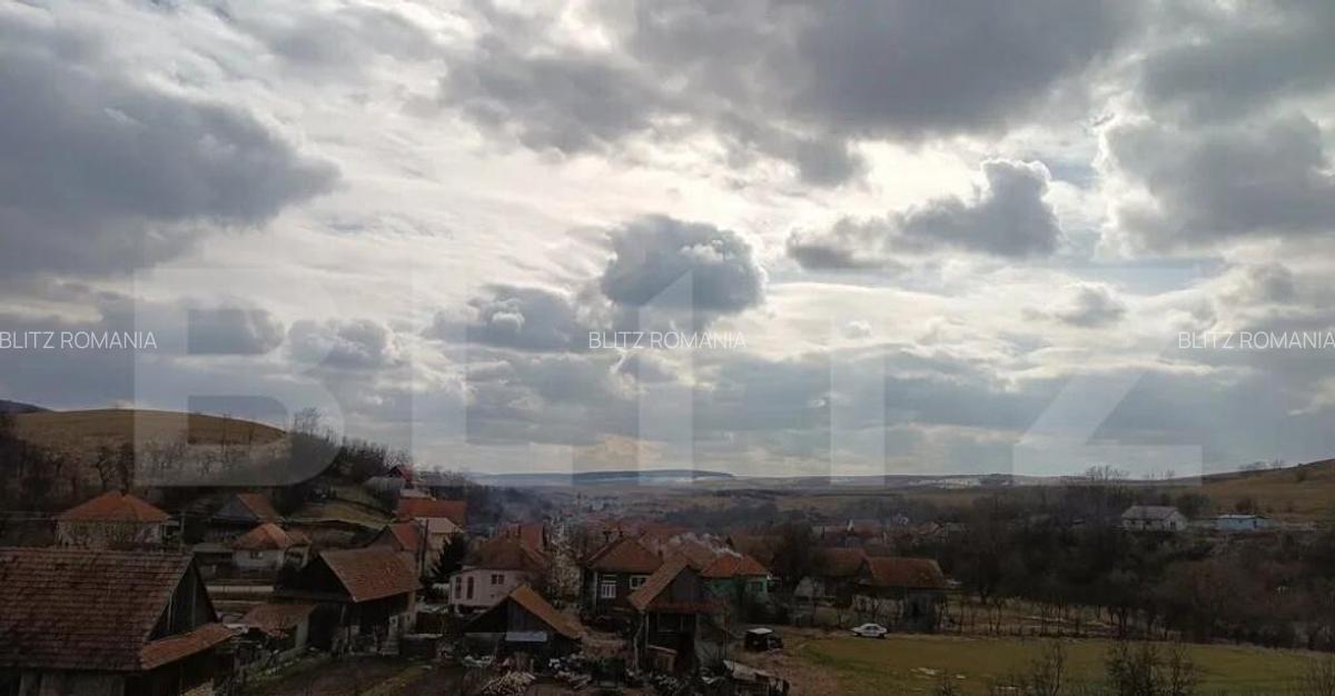 Casa veche cu teren generos de 5.300 mp oportunitate de - 4