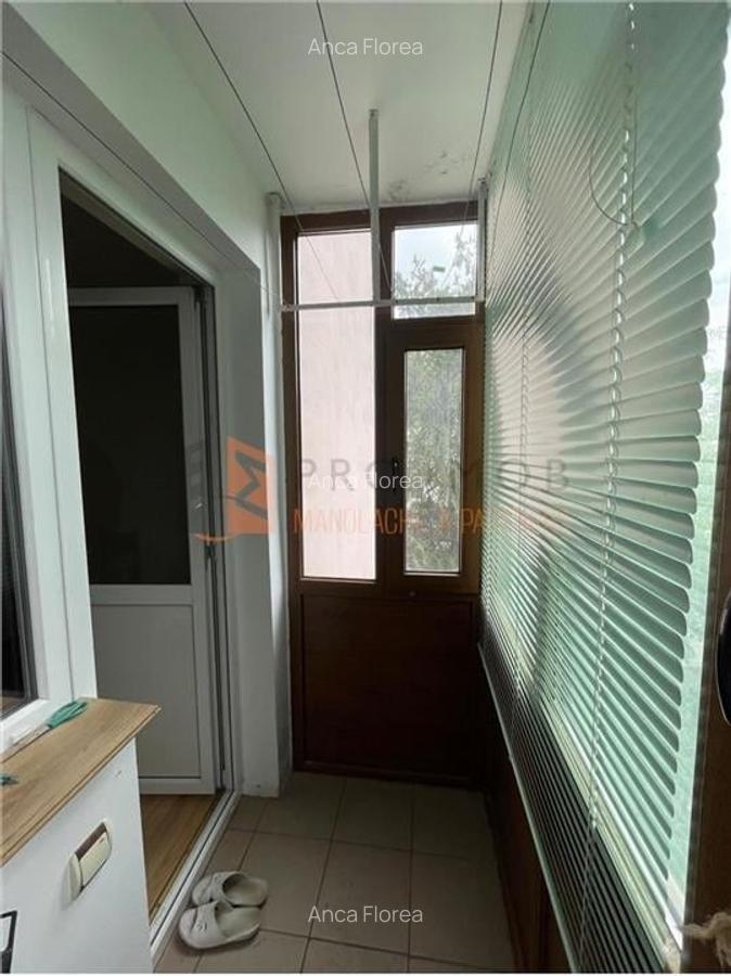 Apartament 2 camere cf 1 decomandat zona Micro 5 - 6