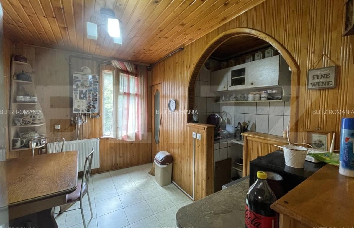 Apartament 3 camere decomandat, 65,5 mp, etaj 2/4,  zona Unirii - 1