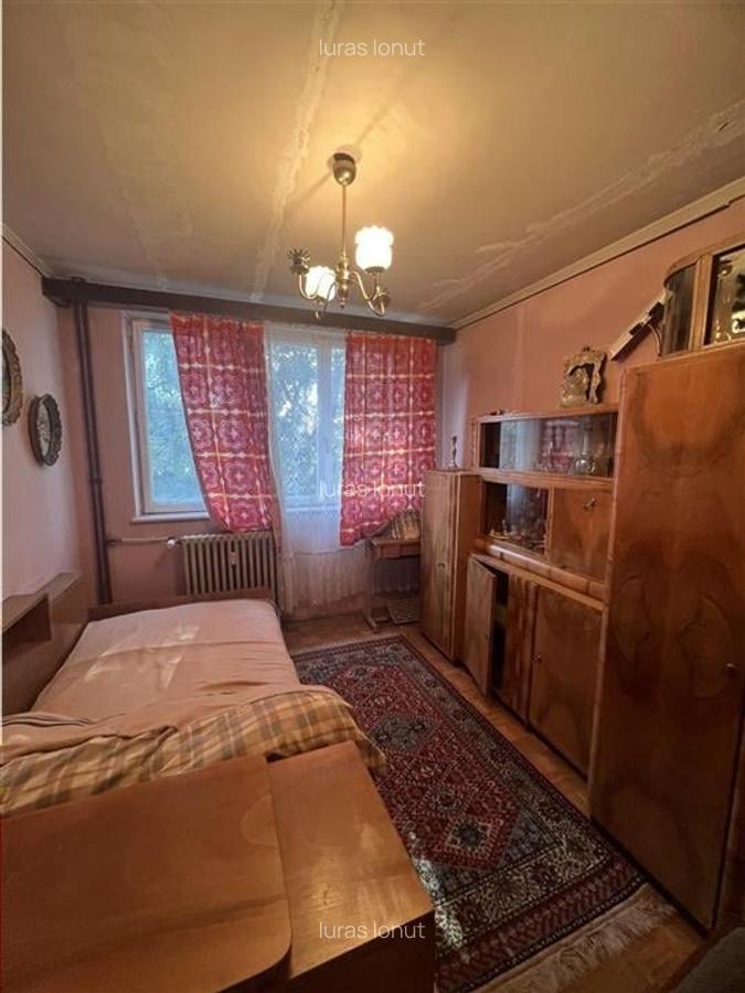 Apartament cu 4 camere decomandat în Cantemir - 5