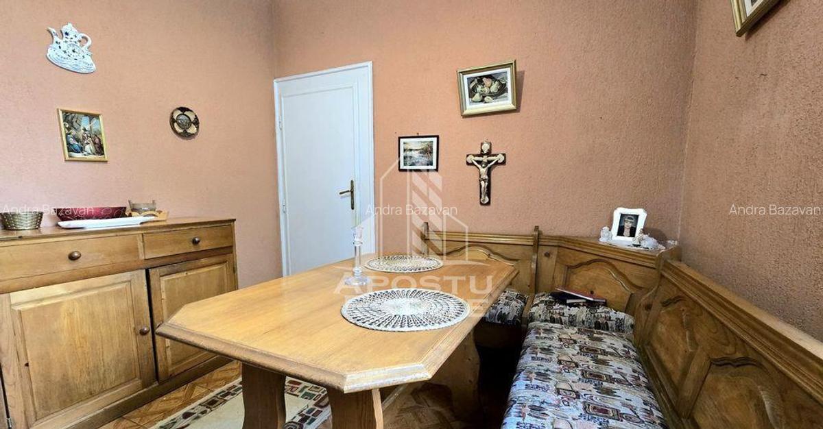 Apartament cu 4 camere, cladire istorica, zona centrala - 13