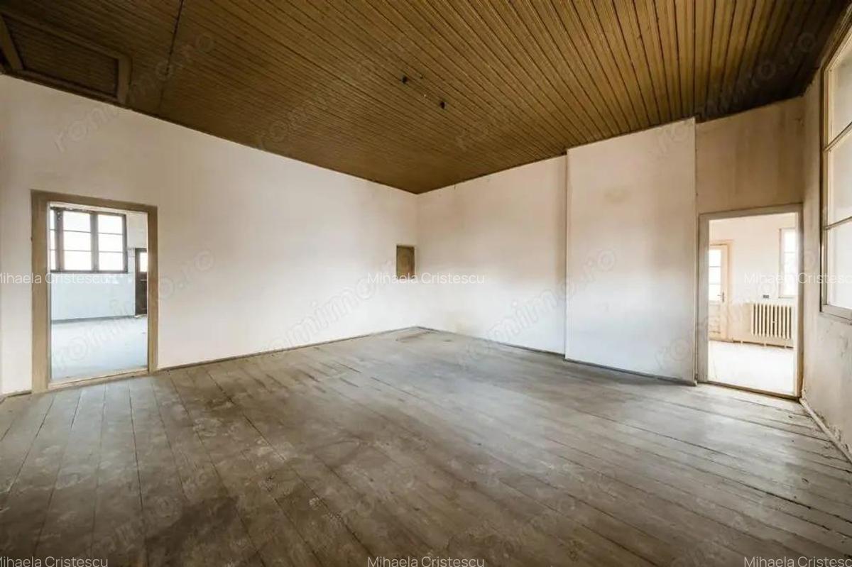 DE VANZARE - VILA la Breaza, Prahova, 9 camere, 1.873 mp teren - 11