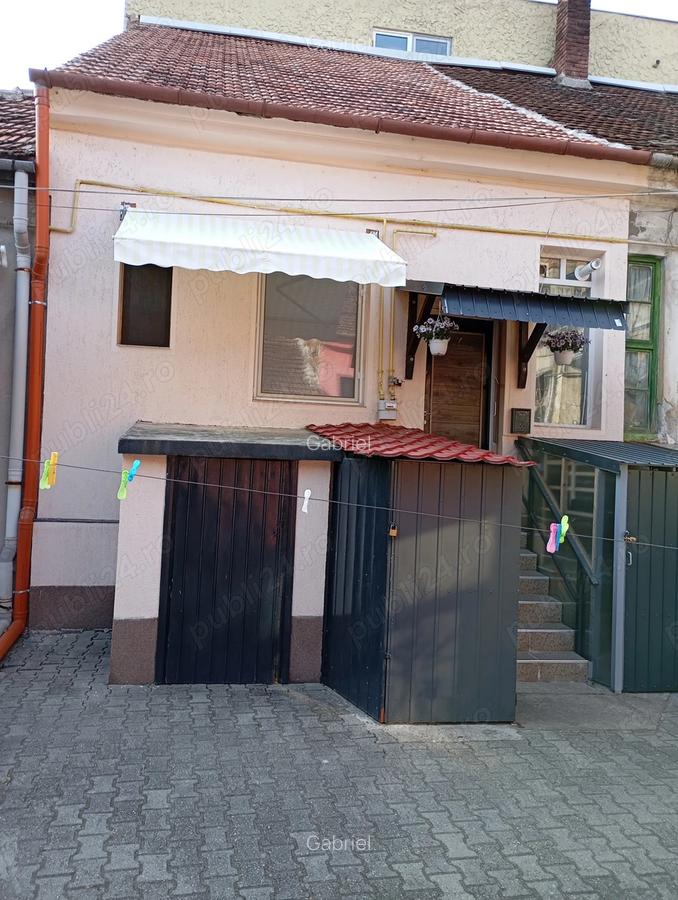 Vand locuin?a la curte comuna zona Me?ianu Arad. - 1 Vand locuin?a la curte comuna zona Me?ianu Arad. - 1