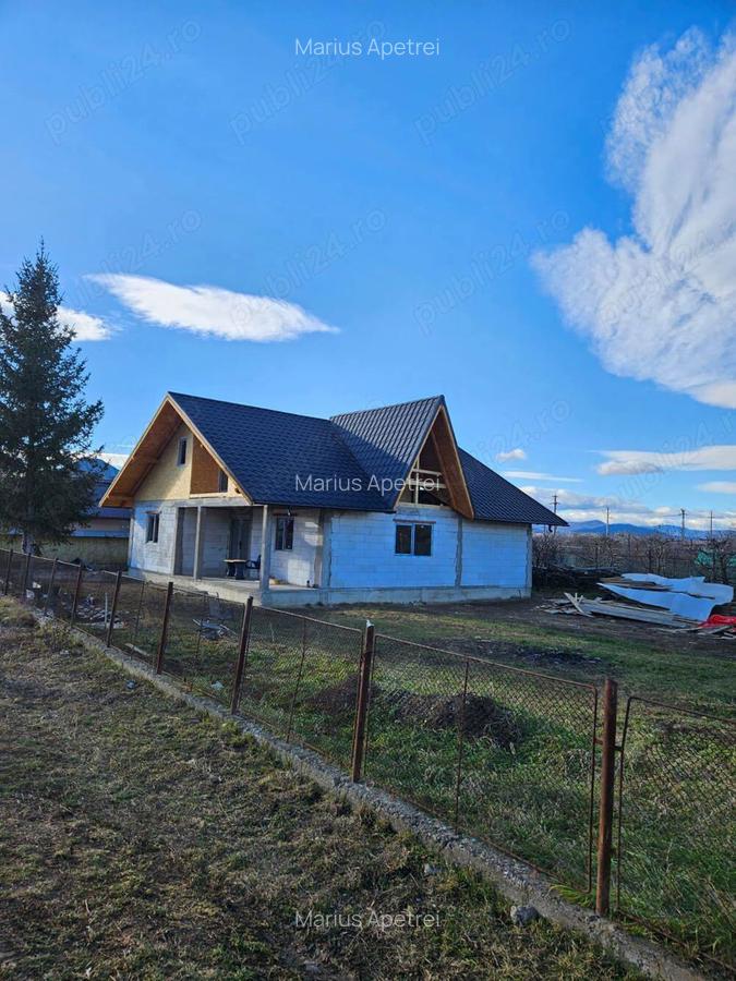 Casa de vanzare cu teren 1200mp - 5
