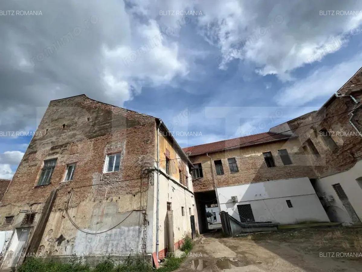 Hotel cu 44 camere, renovabil, pozi?ionat ultracentral oportunitate - 2