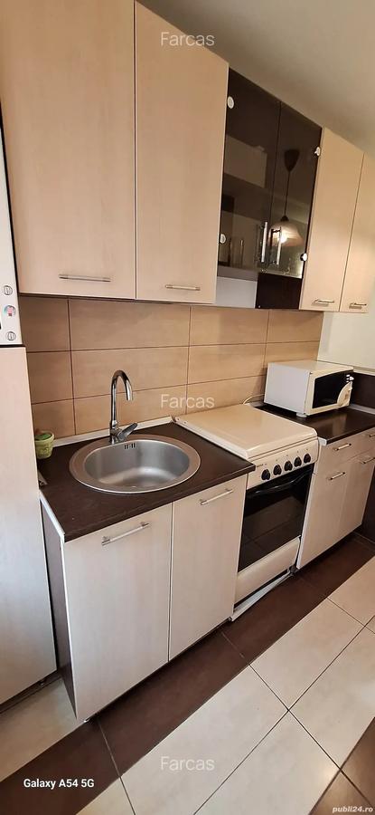 Inchiriez apartament 2 camere - 5