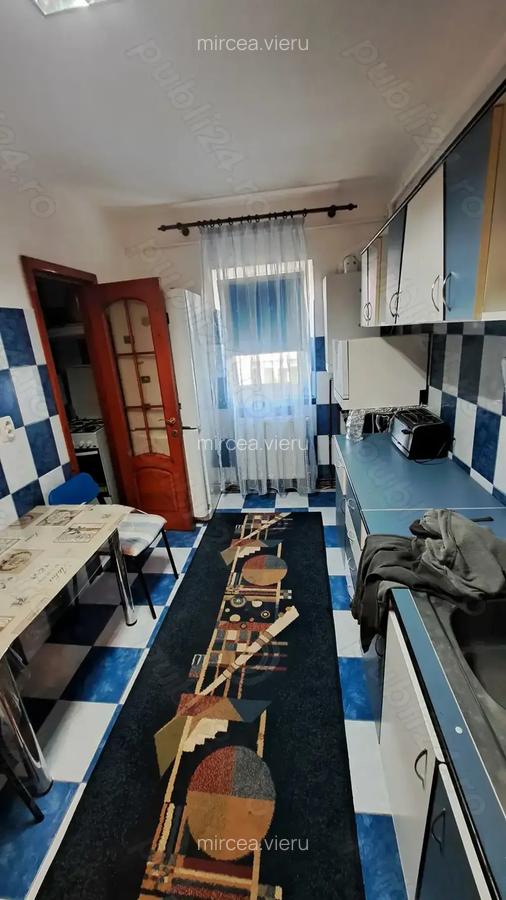 Vand apartament decomandat cu doua camere - 7