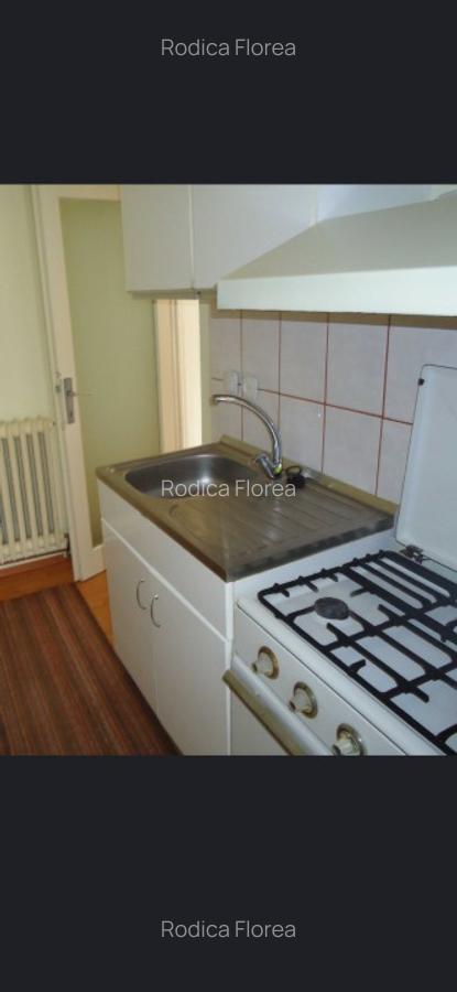 Garsoniera spatioasa - centrul vechi- Schei - 8