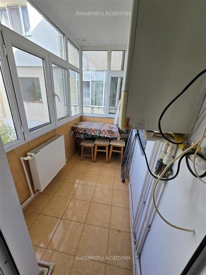 Pacurari - Stradela Canta, 2 camere decomandat 53mp, geam la baie - 9
