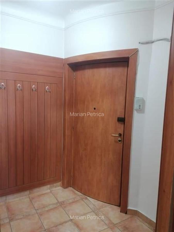 Apartament cu 3 camere semidecomandat în Ferdinand - 10