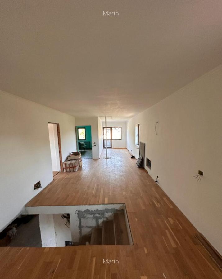 OFERTA Vila plus teren Tetoiu - 10
