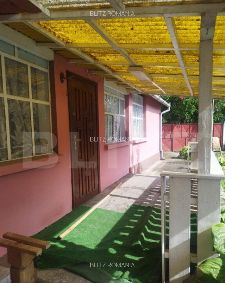 Casa batraneasca , vatra veche, teren 675, 2 fronturi strada - 11