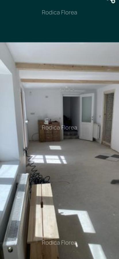 Casa -curte cu acces auto- Centrul Vechi- langa Piata Sfatului - 4
