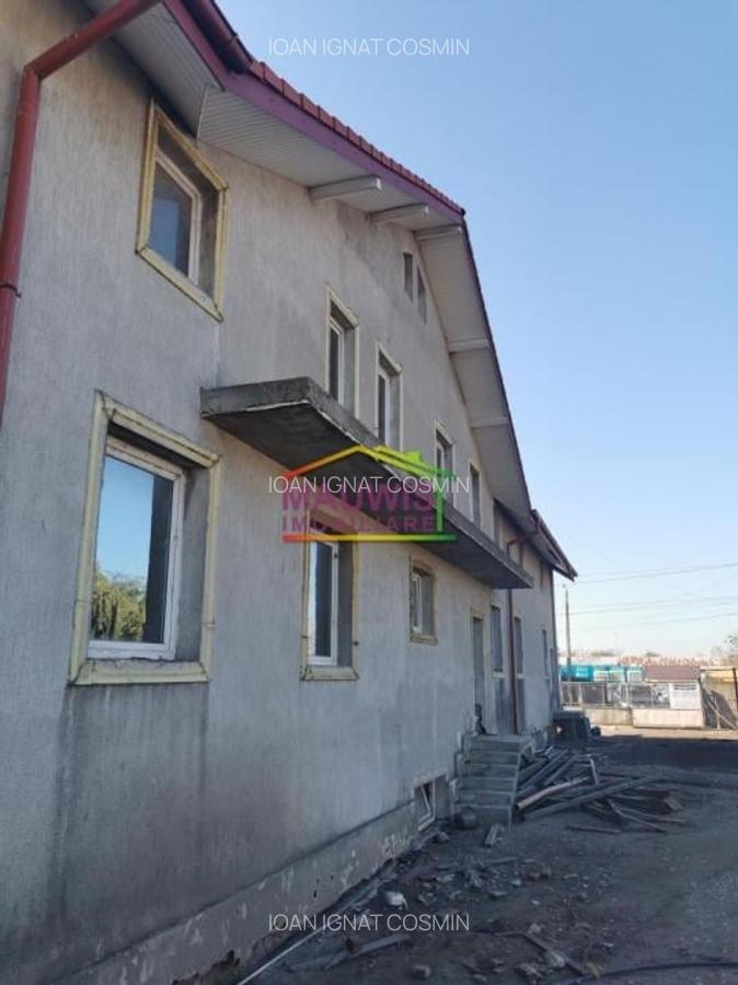 Vand pensiune,  structura d p m 12 camere plus 2 garsoniere in Dascalu - 4