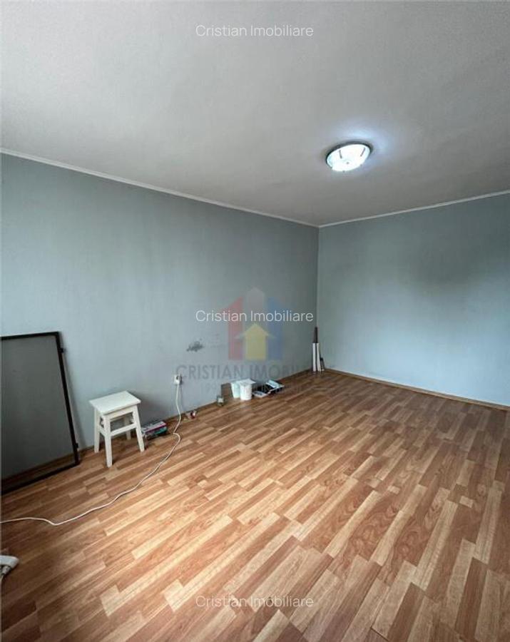 Etaj 1 Garsoniera, 26mp zona Apollo - 2